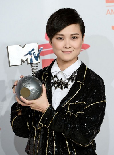 Cantante china Chris Lee (Li Yuchun) gana “Mejor Artista Mundial” de los MTV EMA 2013 4