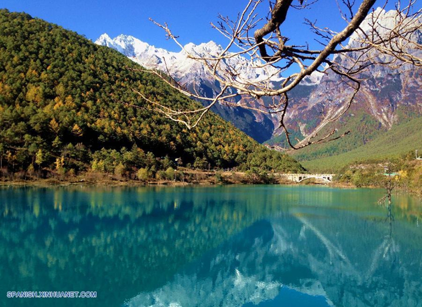Fascinantes paisajes del valle de la luna azul de Yunnan3