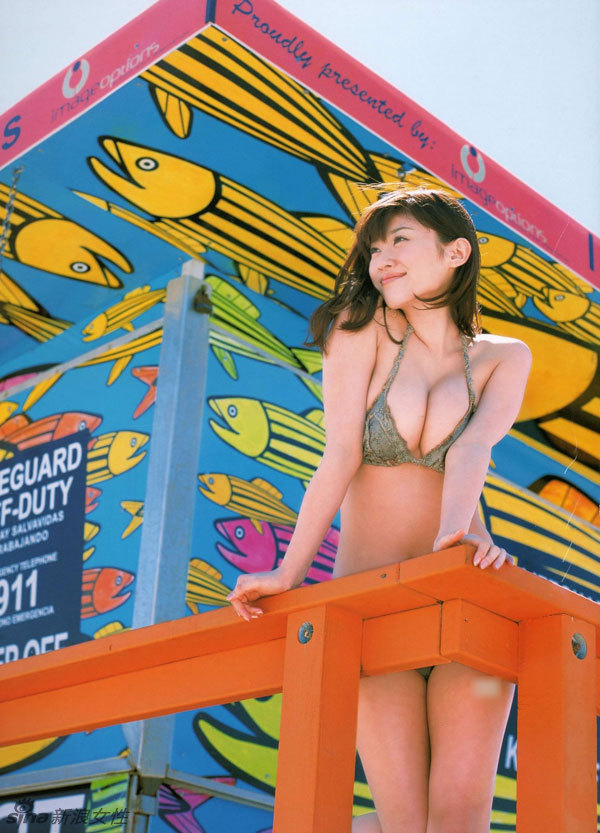 Pechos bonitos de la sexy japonesa Mikie Hara