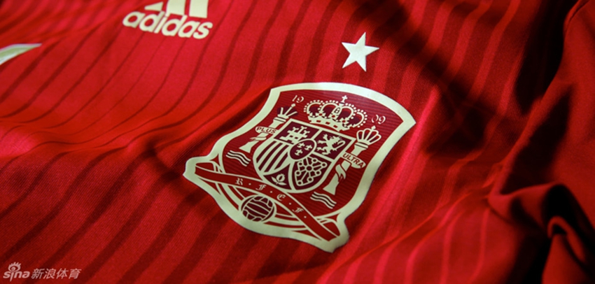 Nuevo uniforme de La Roja para la Copa Mundial 20147