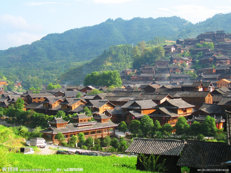 Magnífico paisaje del pueblo Xijiang en la provincia Guizhou de China10