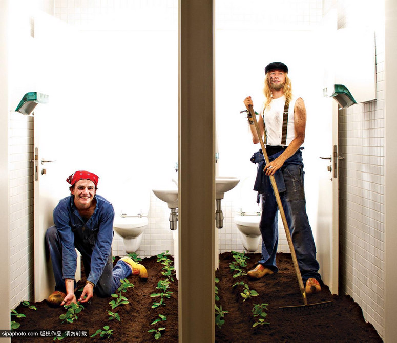 Impresionante fotografía conceptual: fiestas y locuras en el baño17