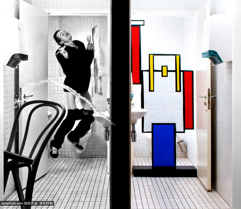 Impresionante fotografía conceptual: fiestas y locuras en el baño8