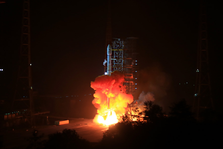 China lanza su sonda lunar Chang'e-3 4