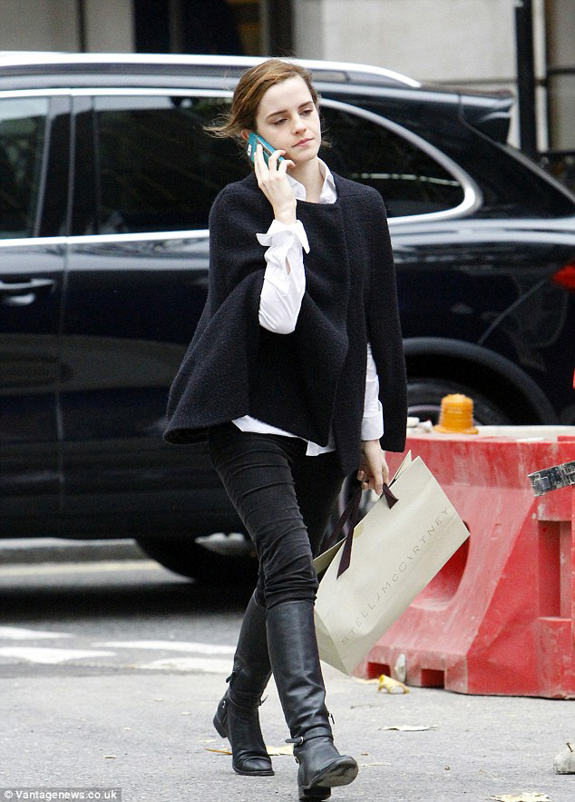 Emma Watson, sin maquillaje también muy hermosa