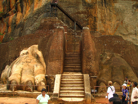 La roca mágica en la historia de Sri Lanka 3