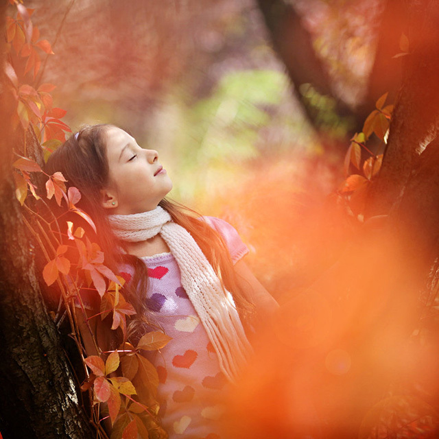 Una niña angelical por la lente de la fotógrafa Mechtaniya8