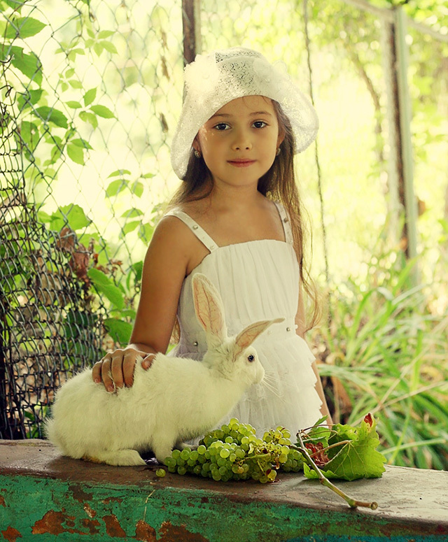 Una niña angelical por la lente de la fotógrafa Mechtaniya12