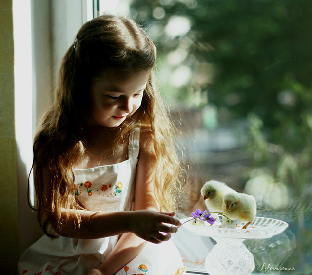 Una niña angelical por la lente de la fotógrafa Mechtaniya15