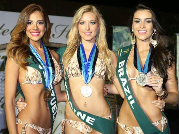 Selecciones de fotos seductoras de Alyz Henrich,nueva Miss Tierra de Venezuela 10