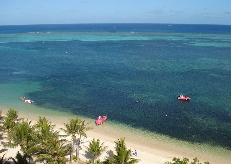 Encuentra tu propia playa en Saipan9