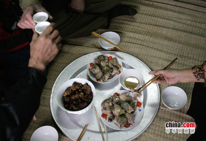Comida tradicional horrible de Vietnam: ¡carne de rata!