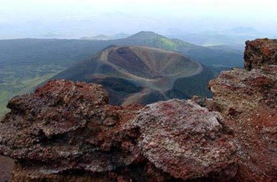 17 lugares de la Tierra similares al extraterrestre: Volcán Etna, Italia