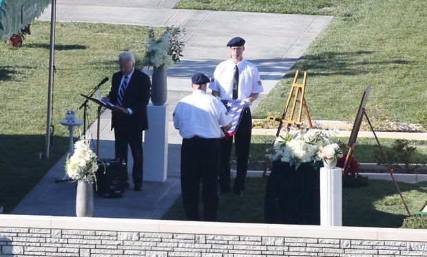 Fotos en directo: se llevó a cabo el funeral de Paul Walker