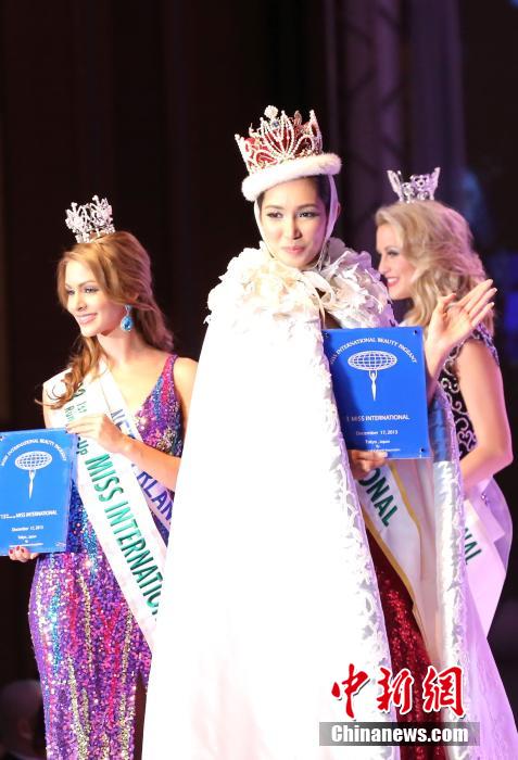 La filipina Bea Rose Santiago es coronada Miss Internacional 2013j