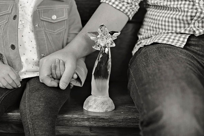 ¡Álbum emocionante!Padre e hija recrean fotos de boda como un tributo a la muerte de la madre44