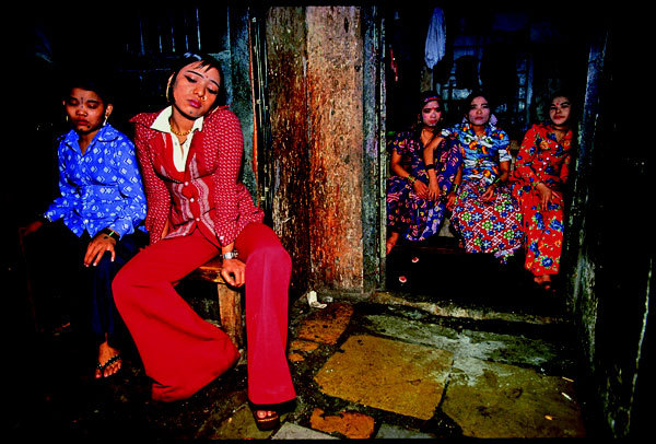 Fotos revelan la vida infernal de las prostitutas indias en 1978