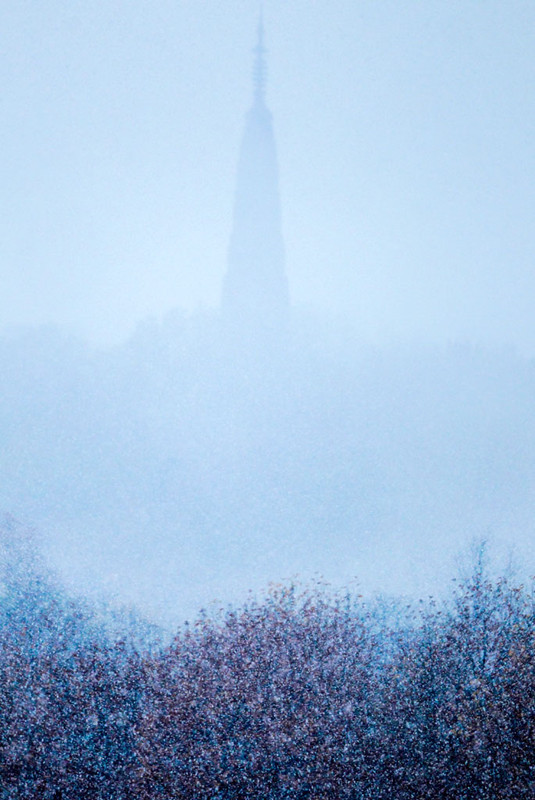 Escenas románticas de la primera nevada en la ciudad de Hangzhou7