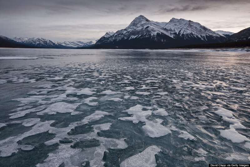 Imágenes fantásticas del lago Abraham en invierno