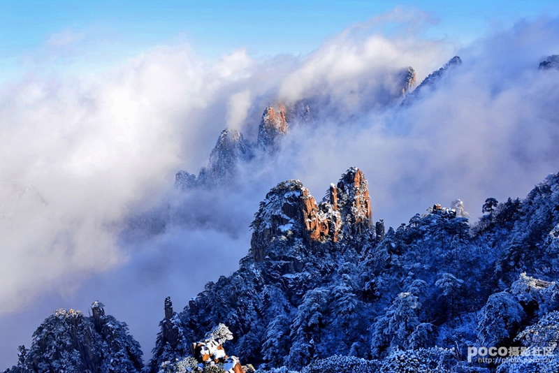 Montaña Huangshan muestra su encanto invernal en la nieve8