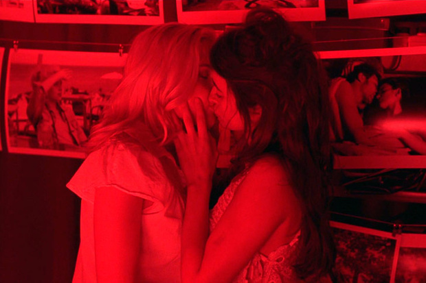 Los besos memorables entre mujeres en películas 8 Los besos memorables entre mujeres en películas 8