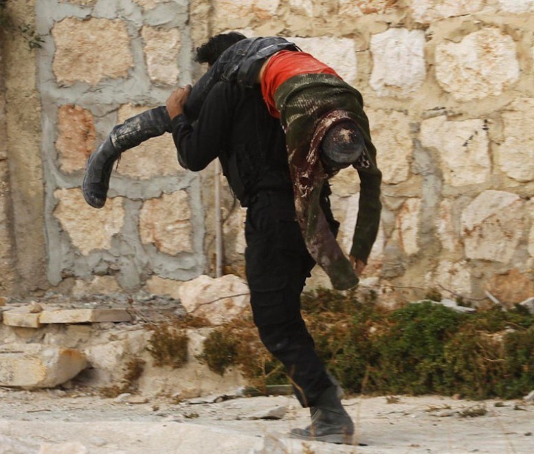 Fotografía tomada por Molhem Barakat, fotógrafo sirio &apos;freelance&apos; muerto el viernes 20, en Alepo.