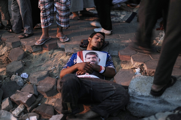 Al menos 14 muertos y 130 heridos en atentado en Egipto3
