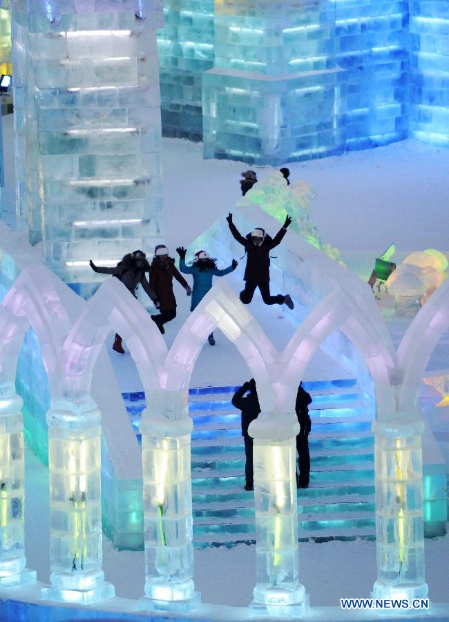 Festival Internacional de Hielo y Nieve de Harbin 2014, destino ideal para recibir el año de caballo14