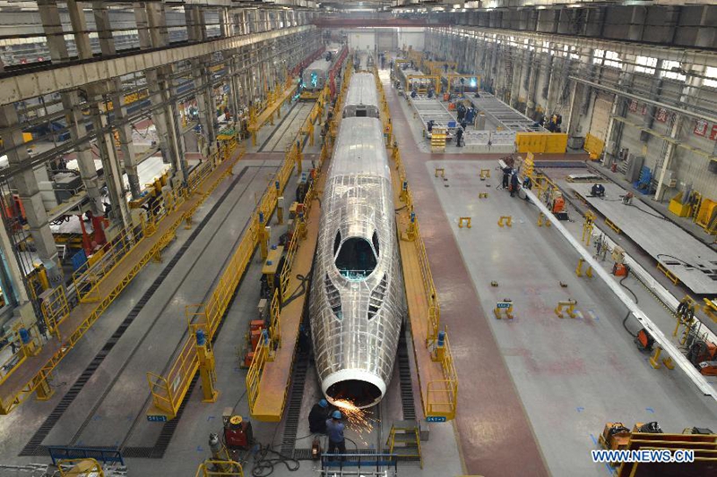 Este de China construye el CRH380A el tren más veloz del mundo