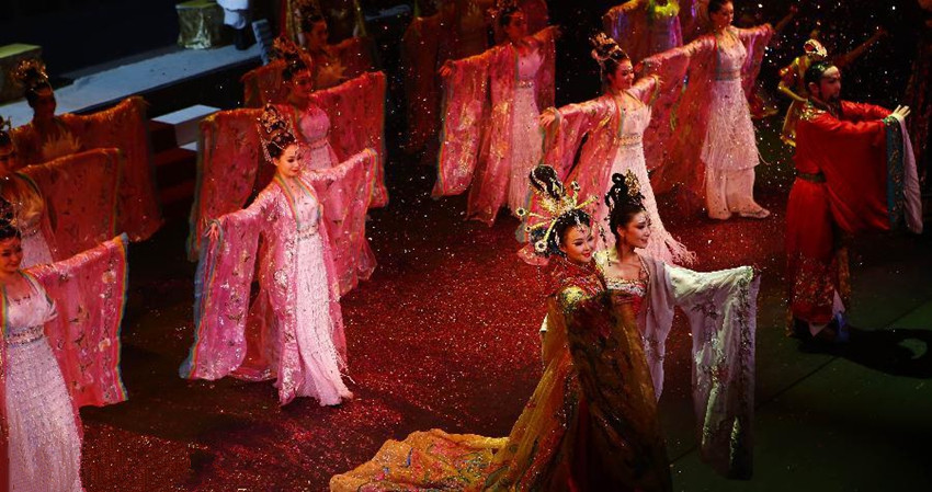 Obra de danza tradicional china debuta en Londres1