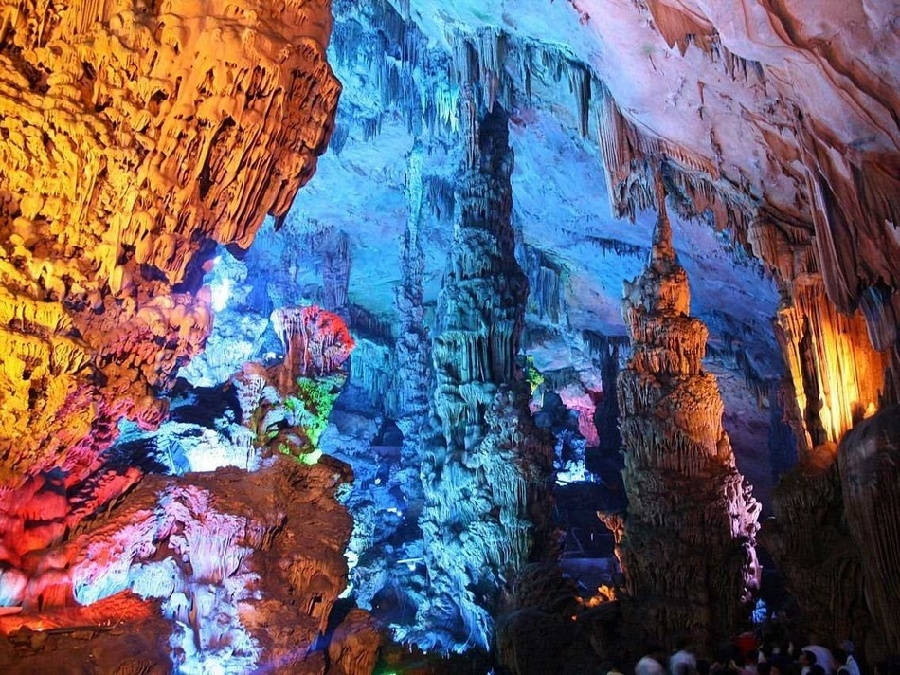 Cueva Flauta de Caña, Guilin, China