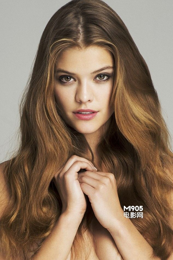 Fotos seductoras de la sexy supermodel Nina agdal posando desnuda 5