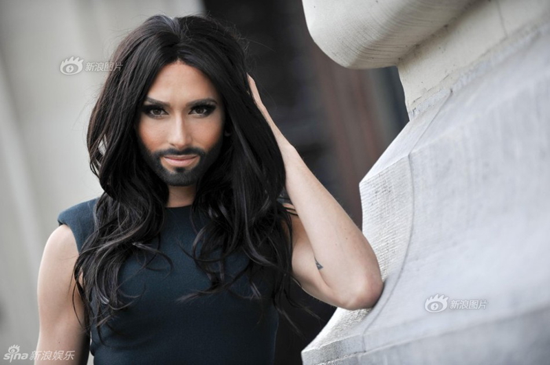 Nuevas fotos de la cantante genderqueer Conchita Wurst