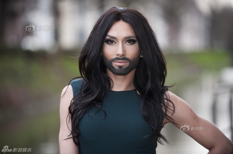 Nuevas fotos de la cantante genderqueer Conchita Wurst