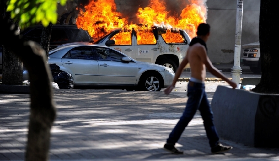 Protestas en Venezuela dejan dos muertos