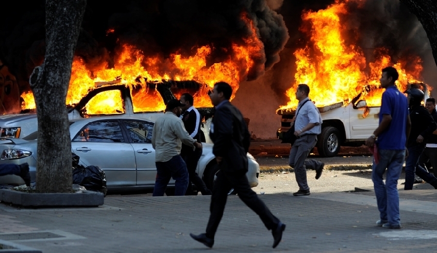 Protestas en Venezuela dejan dos muertos