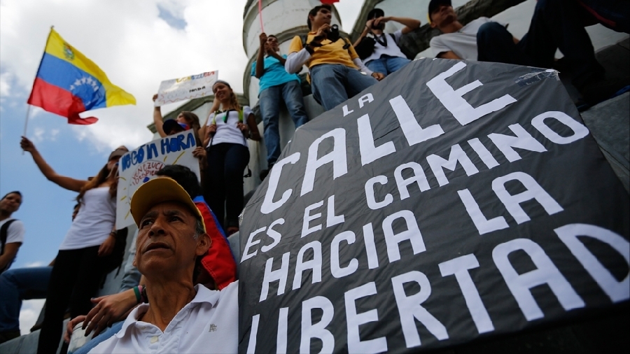 Protestas en Venezuela dejan dos muertos