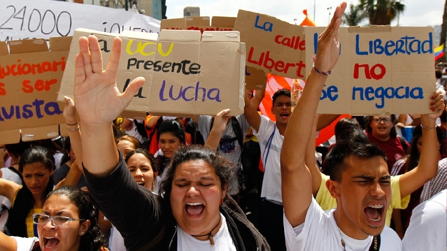 Protestas en Venezuela dejan dos muertos