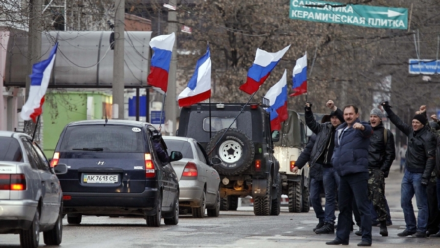 Movimientos de ejército ruso en Crimea son una declaración de guerra contra Ucrania