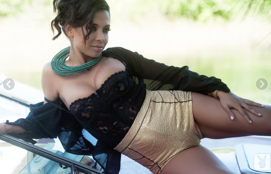 Modelo latina Marga Cifuentes convide sus curvas sensuales