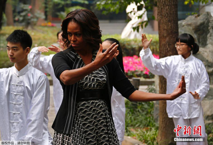 Primera Dama de EEUU visita escuela secundaria en suroeste de China 5