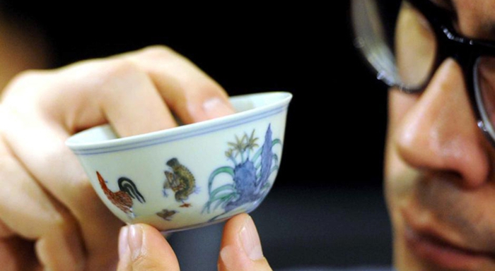 Esta pequeña taza china cuesta 36 millones de dólares