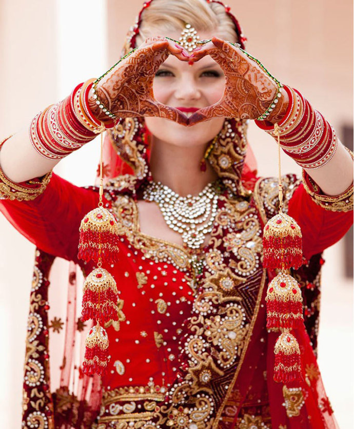 Monalisas orientales: las novias vestidas de estilo hindú