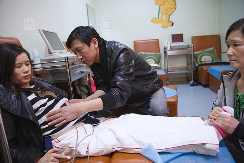 Excampeona gimnasta paralizada da a luz a un bebé, China, sociedad, deporte