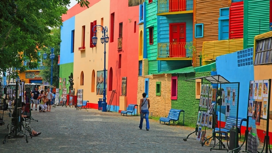 La calle del Caminito en Buenos Aires, Argentina es uno de los dos lugares más fotografiados fuera de Europa.
