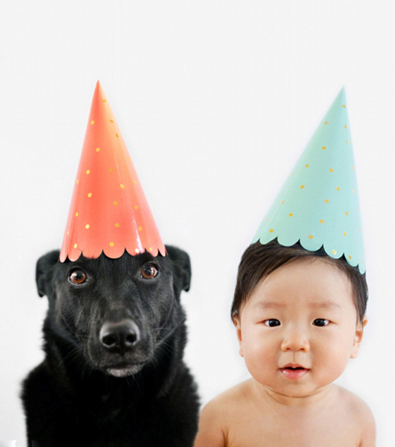 Zoey y Jasper: El niño y su perro que se visten con los mismos gorros