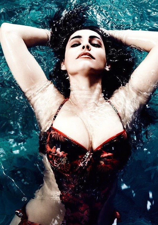 Fotos hermosas de Kelly Brook en bikini