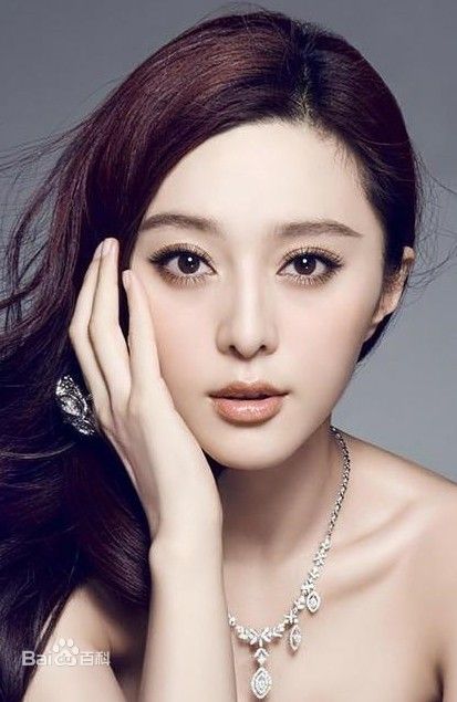 Forbes publica los famosos chinos 2014 Top 1. Fan Bingbing