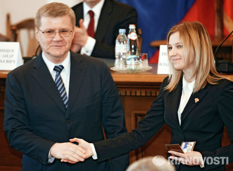 Nuevas fotos de Natalia Poklonskaya, la Fiscal General de Crimea