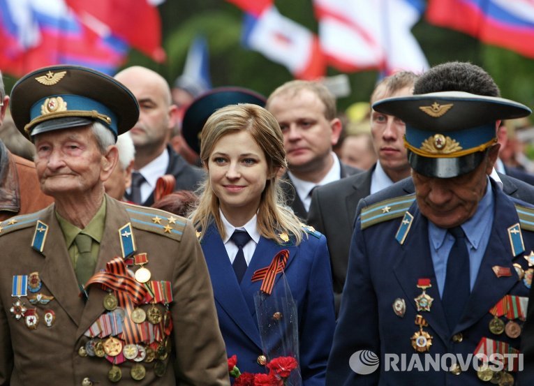 Nuevas fotos de Natalia Poklonskaya, la Fiscal General de Crimea